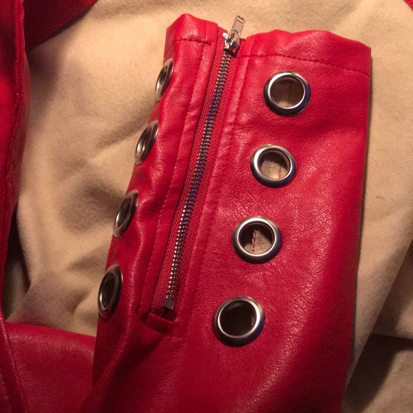 Multiverse red leather grommet belt jacket - Picture 7 of 8